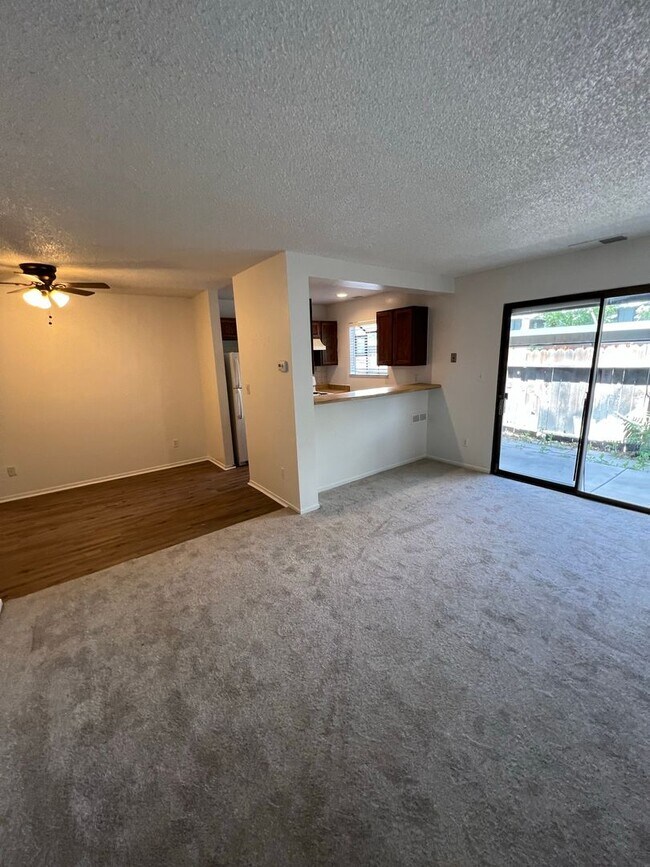 Building Photo - 2245 Kietzke Ln