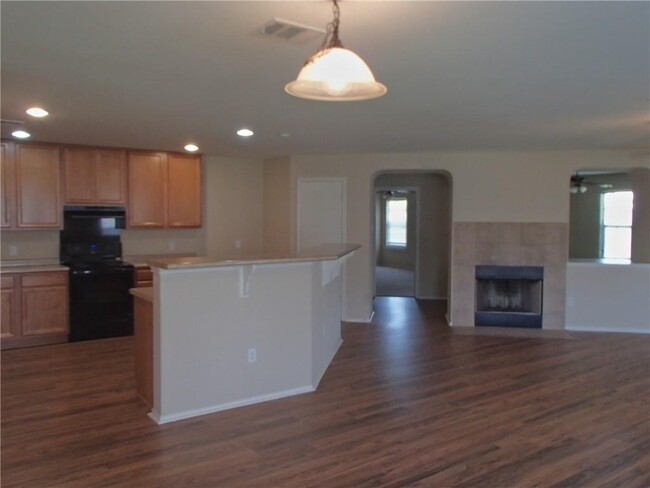 Building Photo - 224 Wildwood Dr