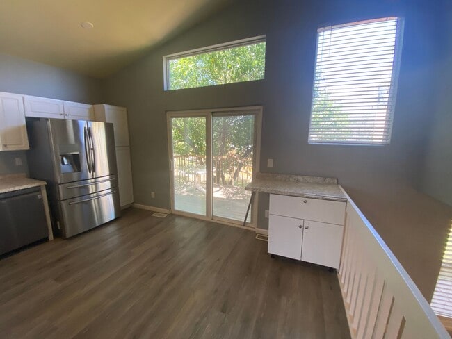 Building Photo - Beautiful 4 Home In Cottonwood area of Parker