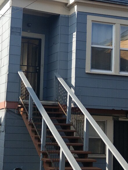 Building Photo - 2909 Myrtle St