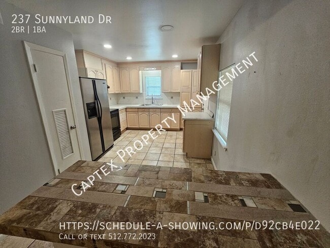 Building Photo - 237 Sunnyland Dr