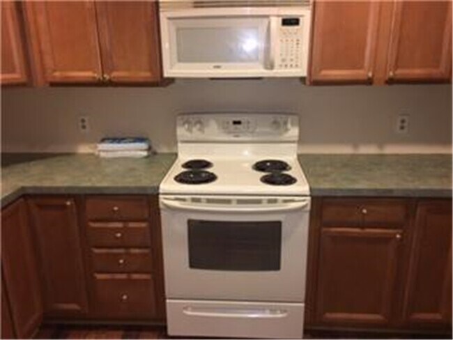 Building Photo - 1601 Delaware Ave