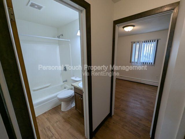 Building Photo - 541 2nd St N