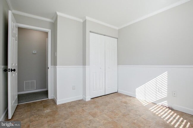 Building Photo - 645 Covington Ct