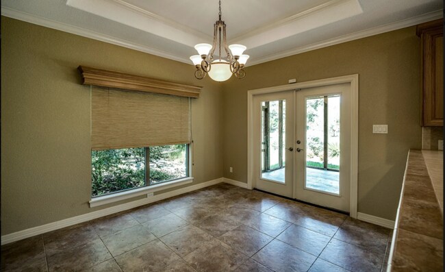 Building Photo - 217 Mecca Dr