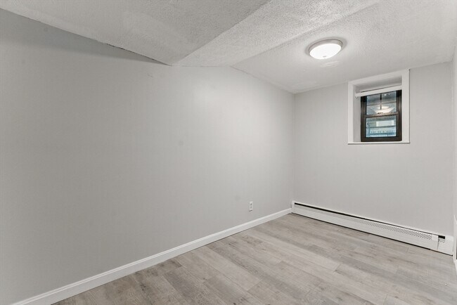 Building Photo - 57 Brighton Ave