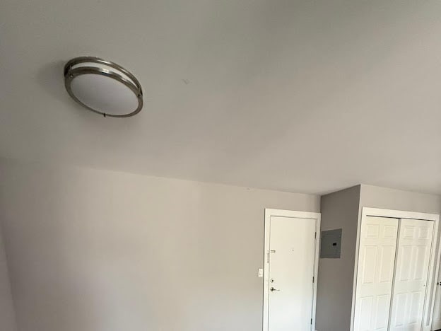 Building Photo - 431 Park Ave