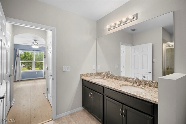 Building Photo - 4290 Dutchess Park Rd