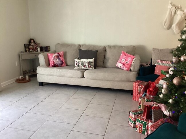 Building Photo - 260 Pershing St