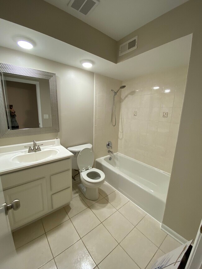 Primary Photo - 1332 Culpepper Dr