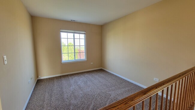 Building Photo - 1426 Dahlgren Ln