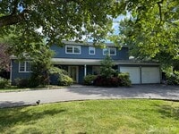 Building Photo - 43 Jonathan Dr