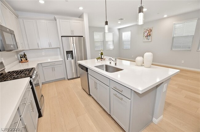 Building Photo - 11561 Cedar Shore Ave