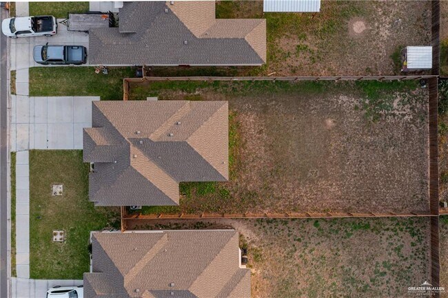 Building Photo - 14 N Sugar Bear Dr