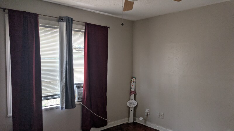 Building Photo - 119 13th St N