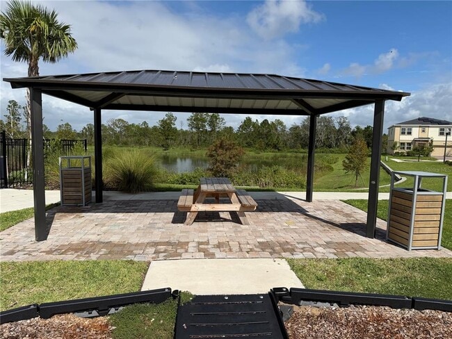 Building Photo - 125 Nine Iron Dr