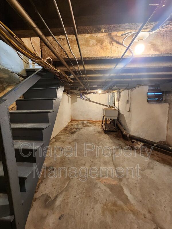 Building Photo - 1554 N Frazier St