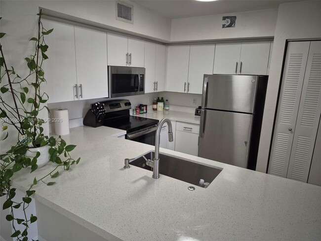 Building Photo - 2163 Renaissance Blvd