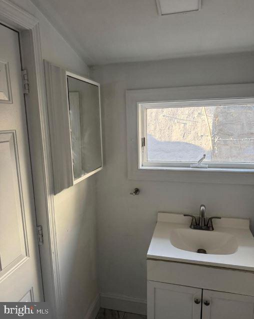 Building Photo - 2534 Poplar St