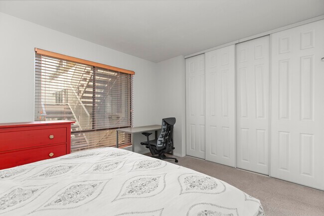 Building Photo - 4007 Everts St