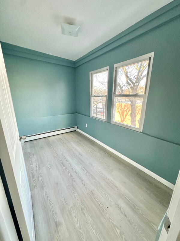 Building Photo - 11 Linden Ave