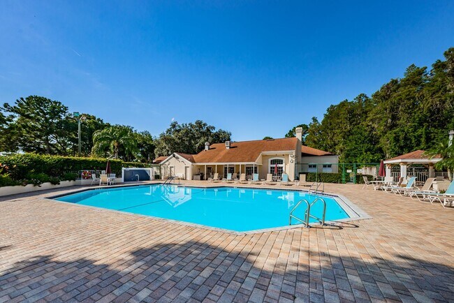 Building Photo - 4449 Foxboro Dr
