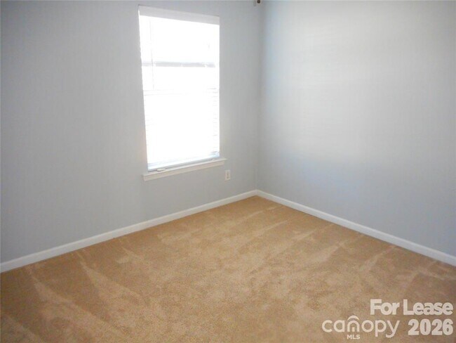 Building Photo - 9205 Bellegarde Dr