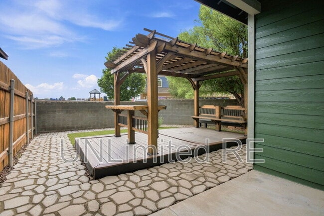 Building Photo - 9132 W Arden Ln