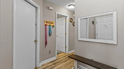 Building Photo - Charming 2-Bedroom, 2.5-Bathroom Townhome with Community Pool! Available TODAY!