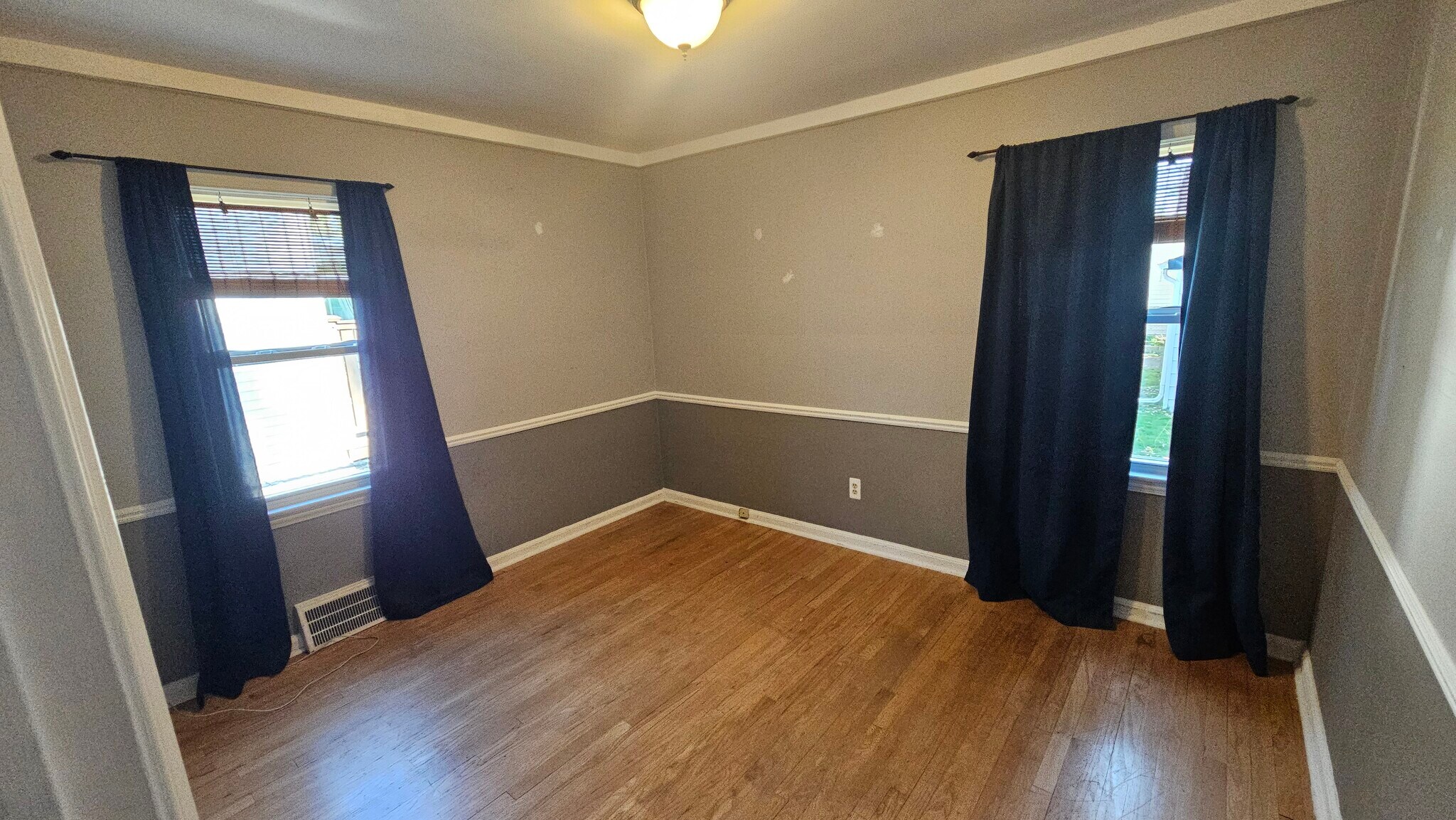 Bedroom 1 - 2259 Cambridge Rd
