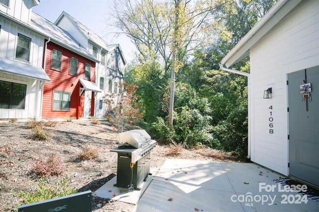 Building Photo - 4106 Anker Haus Drive