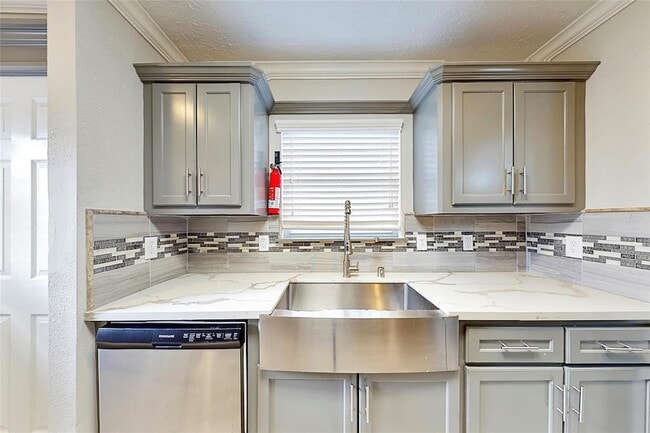 Building Photo - 7825 Cook Rd