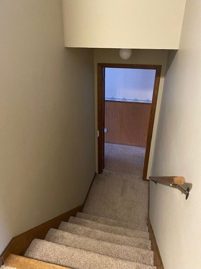 Building Photo - 4 Bedrooms, 2 Bathrooms Single Family Home in Pequot Lakes, MN w/2 car garage on the Whitefish Ch...