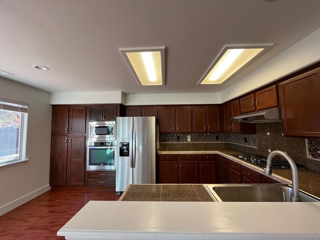 Building Photo - 2306 Apion Ct