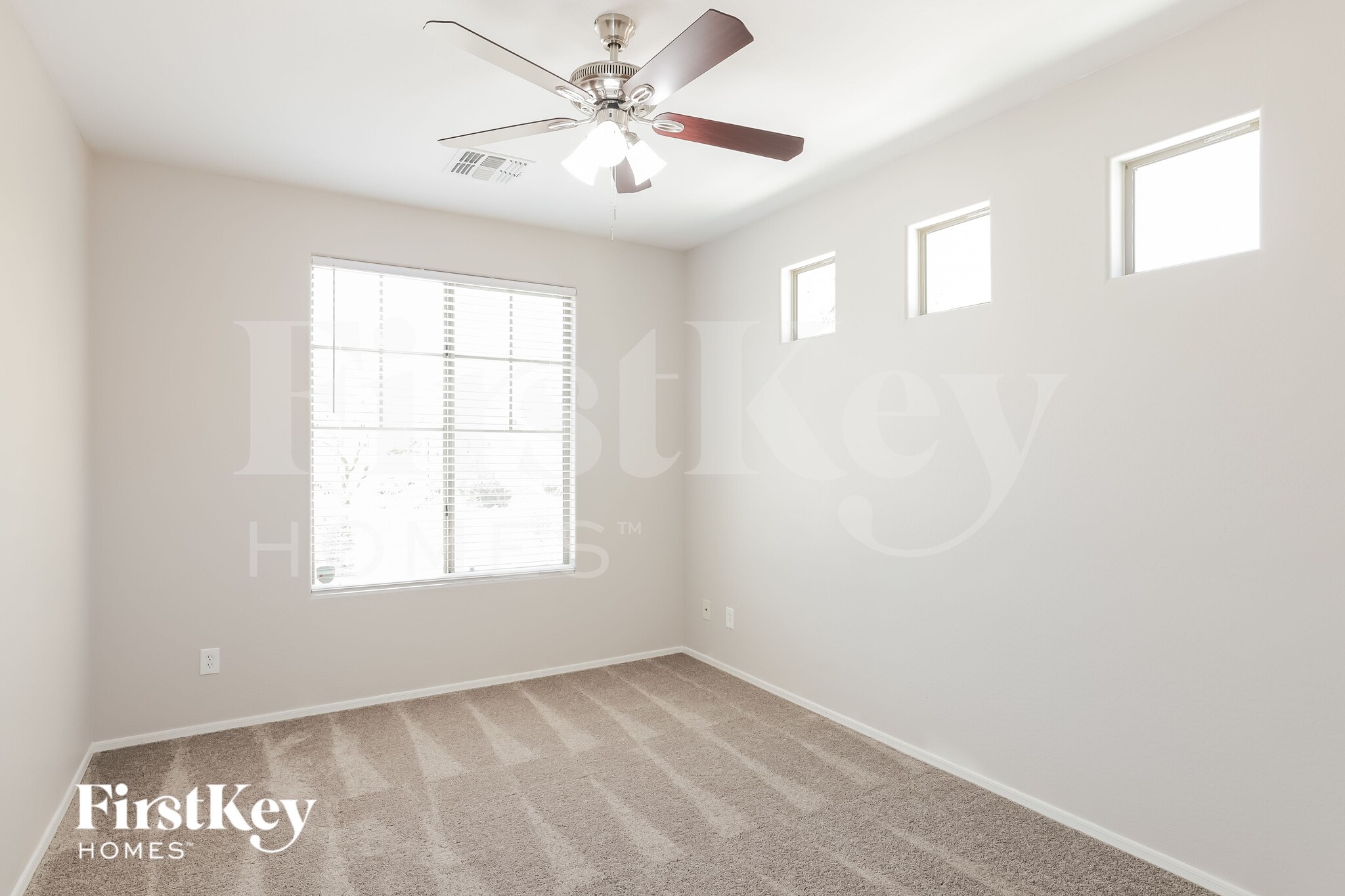 Building Photo - 5230 W Cochise Dr
