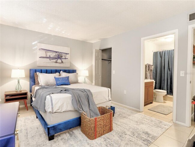 Building Photo - 133 Wild Palm Dr