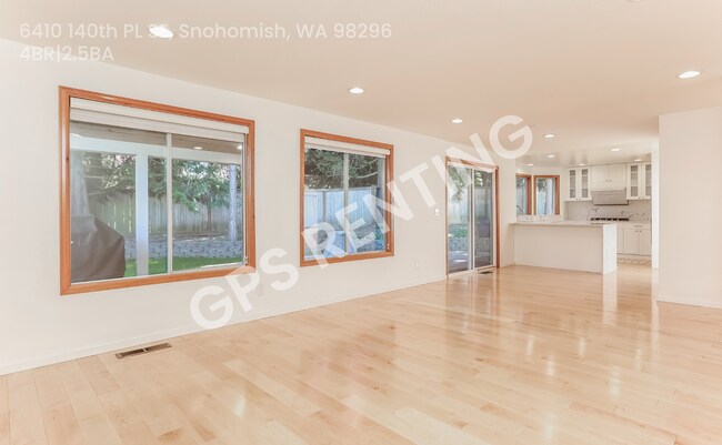 Building Photo - 6410 140th Pl SE