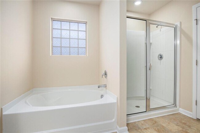 Building Photo - 41 Ivey Hollow Cir