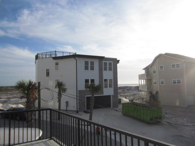 Building Photo - 32 Gulf Breeze Ct