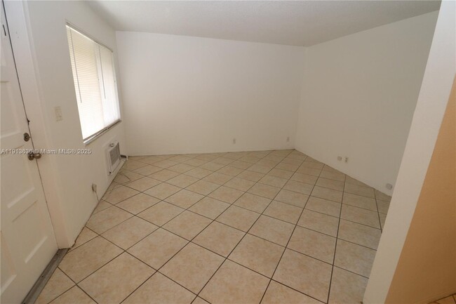 Building Photo - 59 NW 37th St