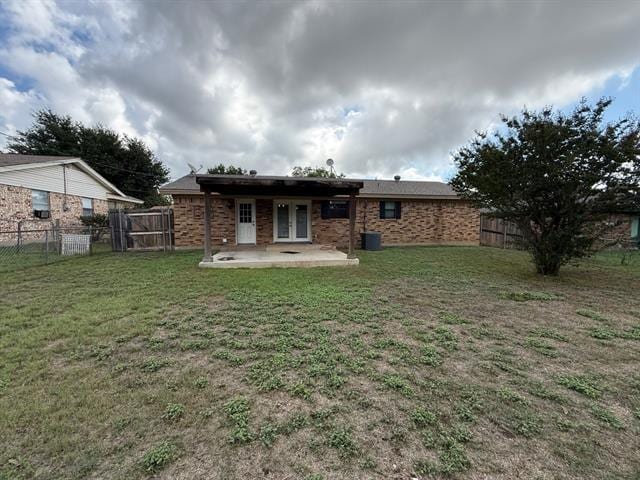 Building Photo - 231 Redbud St