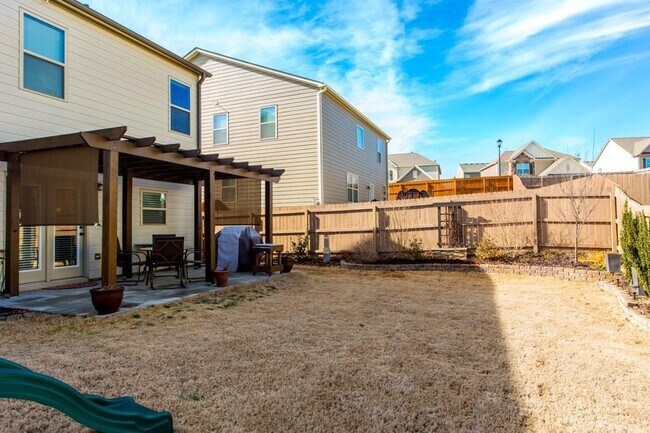 Building Photo - 4825 Roseman Trail