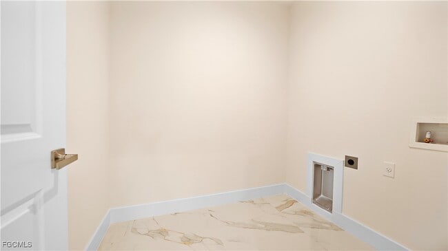 Building Photo - 123 Ichabod Ave