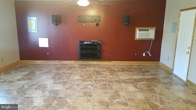 Building Photo - 3886 Scibilia Rd