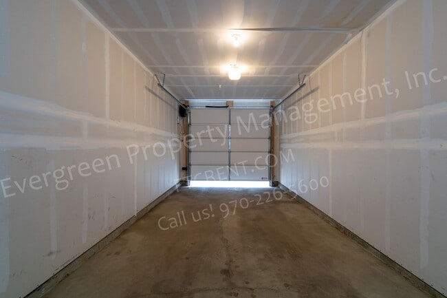 Building Photo - 4612 Hahns Peak Dr