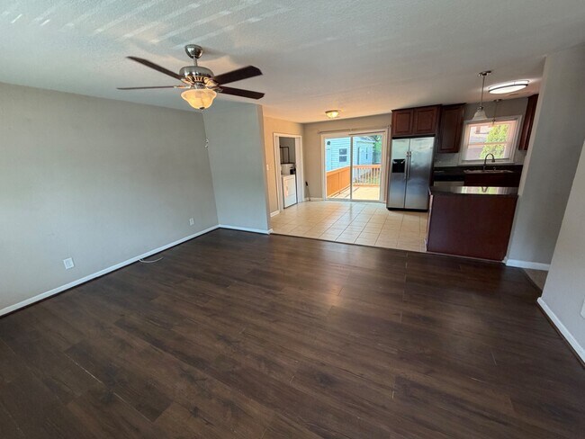 Building Photo - 3561 Orange St