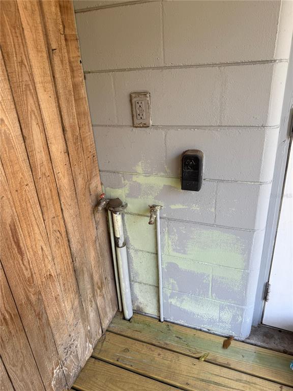 Building Photo - 3801 SW 17th Pl