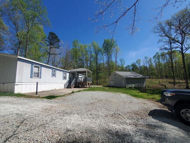 Building Photo - Ready to Move in