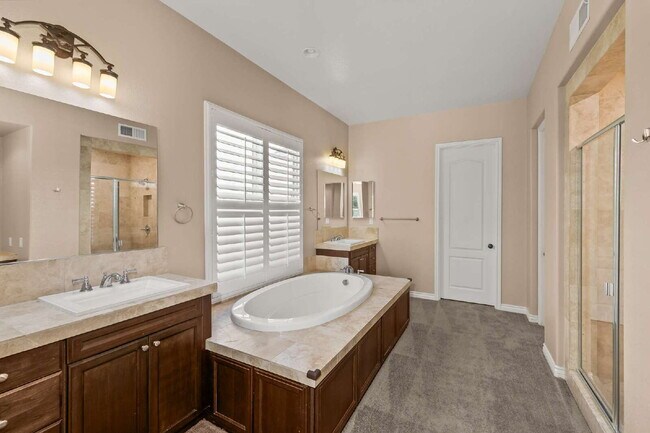 Building Photo - Available now! Thoughtfully designed home offering space, comfort and long-term livability