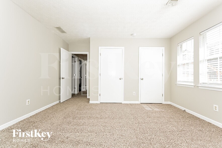 Building Photo - 20 Parkman Trail